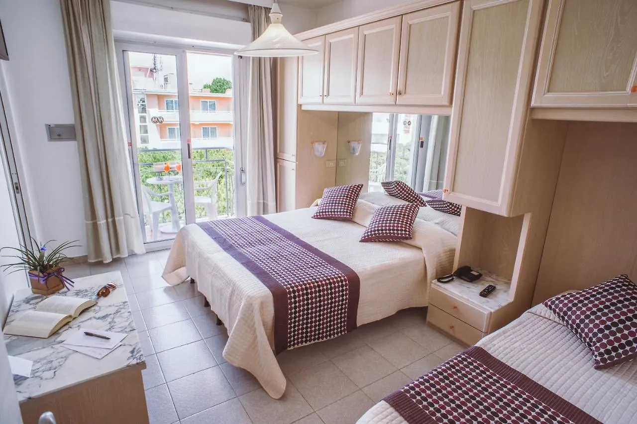 Hotel Margherita Lido di Jesolo 3*,  Olaszország